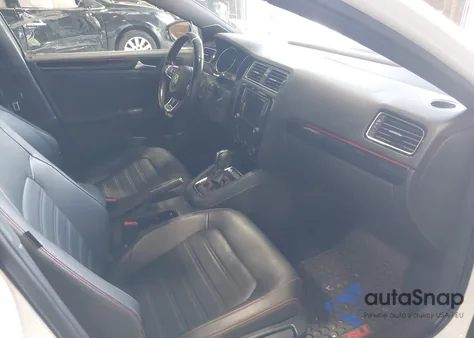 2017 Volkswagen Jetta Gli z USA, uszkodzony, nr VIN 3VW4T7AJ7HM369209